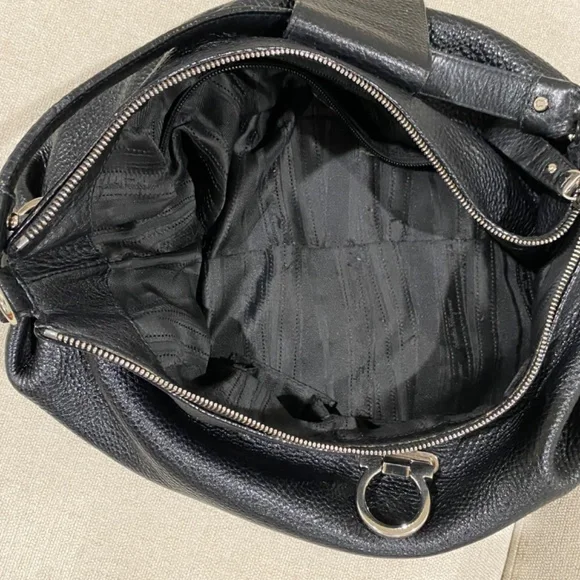 Salvatore ferragamo bag - Picture 9 of 16